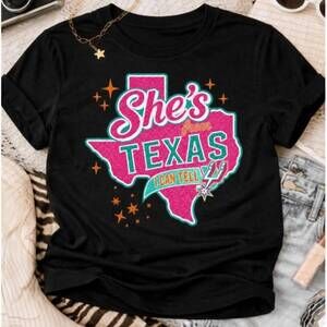 NEW VERY CHERRY women's she’s from texas spurs graphic tee in black